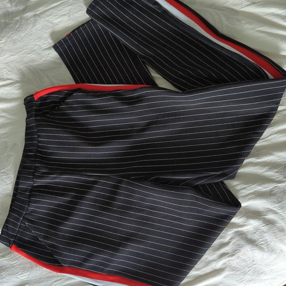 Prettylittlething stretchy pants. Size 6